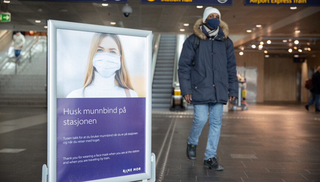 — Hvis smittetallene går i riktig retning, bør det være mulig å åpne restauranter, treningssentre, kulturaktører og andre arenaer før mai er omme, sier Raymond Johansen (Ap). — Hvis smittetallene går i riktig retning, bør det være mulig å åpne restauranter, treningssentre, kulturaktører og andre arenaer før mai er omme, sier Raymond Johansen (Ap).