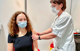 FHI-direktøren fikk sin første vaksinedose ved Domus Athletica: – Veldig profesjonelle og hyggelige, sier Camilla Stoltenberg