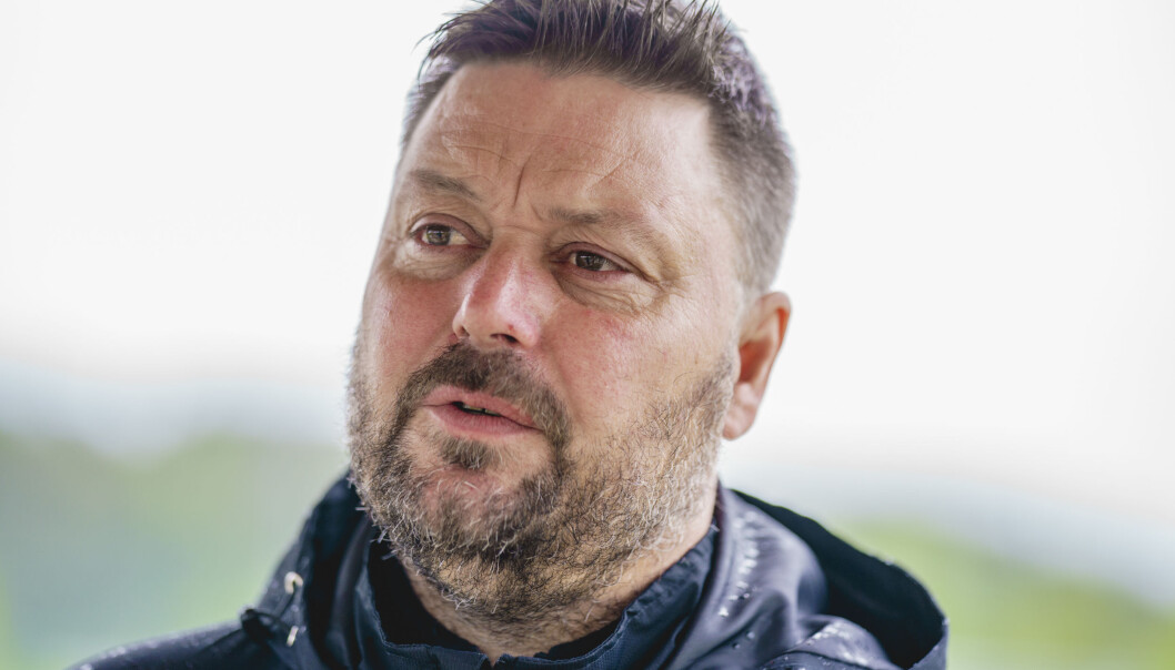 Lyn-trener Bent Inge Johnsen synes det er «helt ufattelig» at breddefotballen fortsatt ikke er i gang. Lyn-trener Bent Inge Johnsen synes det er «helt ufattelig» at breddefotballen fortsatt ikke er i gang.