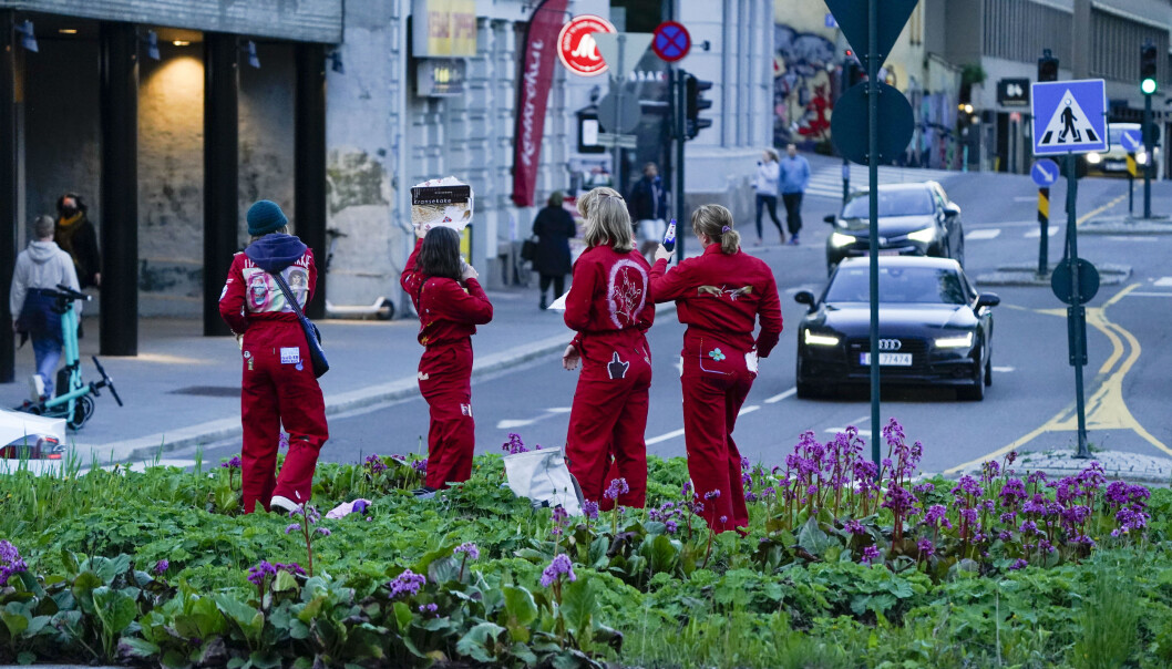 Som følge av smitteutbrudd stanser Oslo russefeiringen i én uke. Som følge av smitteutbrudd stanser Oslo russefeiringen i én uke.