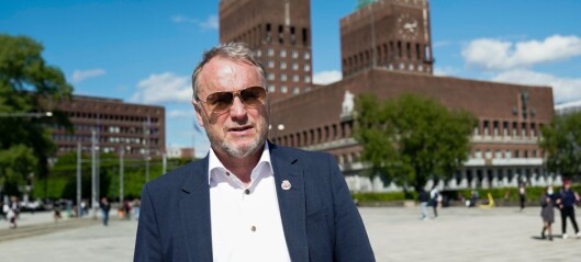 Unner folk å samles i byens parker: - Men ryddinga, der har vi en del å gå på, sier Raymond Johansen Unner folk å samles i byens parker: - Men ryddinga, der har vi en del å gå på, sier Raymond Johansen