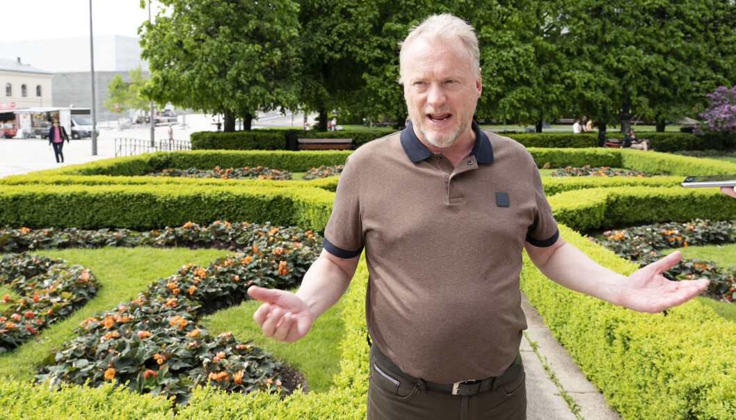 – Alt tyder på at det er veldig vanskelig å kombinere rulling og russefeiring med godt smittevern, sier Raymond Johansen. – Alt tyder på at det er veldig vanskelig å kombinere rulling og russefeiring med godt smittevern, sier Raymond Johansen.