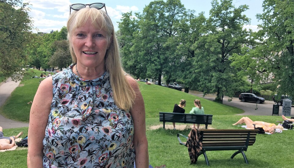– Sørg for at avfallet kommer dit det skal. Da blir det så mye hyggeligere for alle, oppfordrer parkforvalter Elin Løvseth. – Sørg for at avfallet kommer dit det skal. Da blir det så mye hyggeligere for alle, oppfordrer parkforvalter Elin Løvseth.