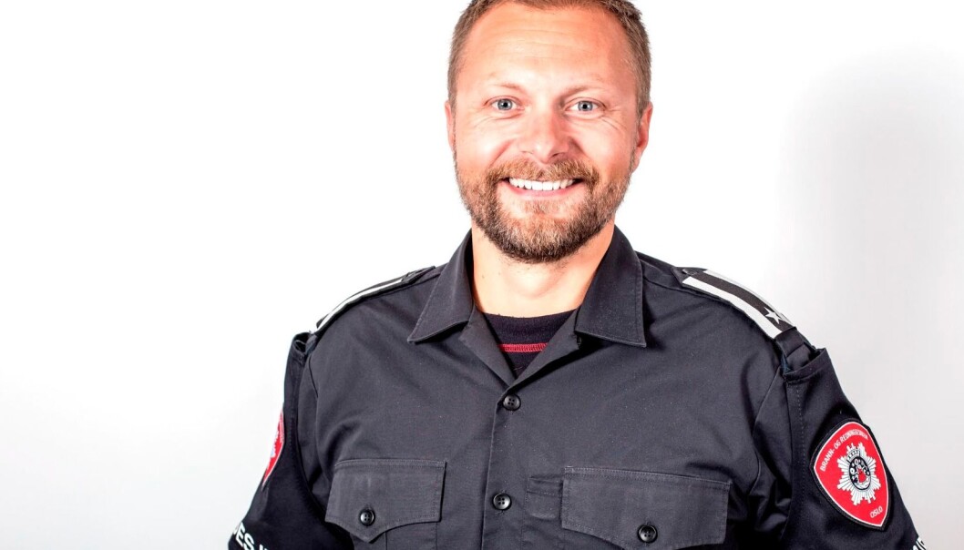 — Når jeg som har sett noen skogbranner blir overraska, vil jeg tro publikum vil bli mange ganger så overraska over hvor fort det sprer seg, dersom de er så uheldige å tenne på noe der ute, sier brigadesjef Knut Halvorsen. — Når jeg som har sett noen skogbranner blir overraska, vil jeg tro publikum vil bli mange ganger så overraska over hvor fort det sprer seg, dersom de er så uheldige å tenne på noe der ute, sier brigadesjef Knut Halvorsen.