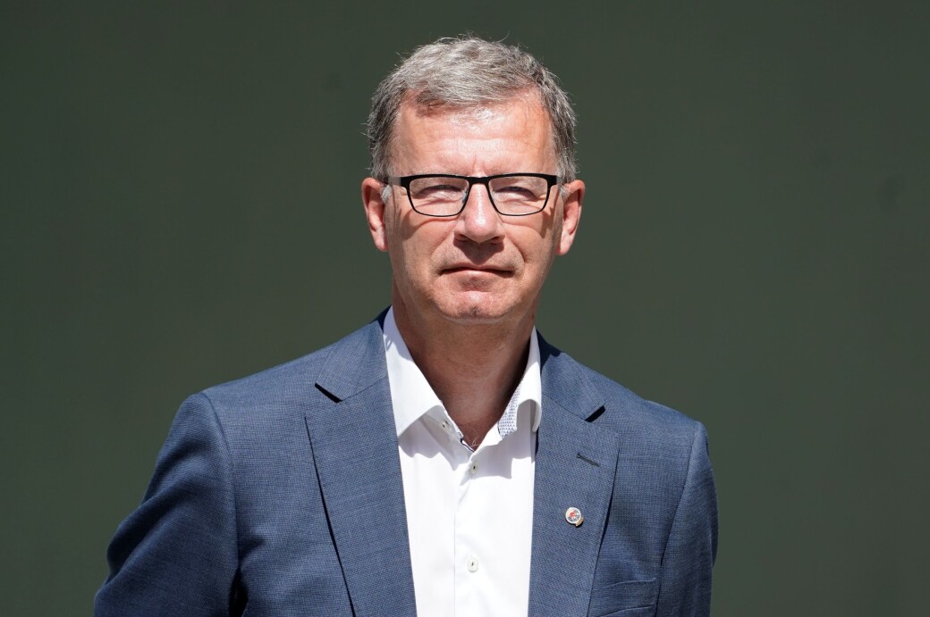 Løftet om å tilby alle voksne i Oslo første vaksinedose iløpet av uke 29 kan ryke, frykter Robert Steen (Ap). Løftet om å tilby alle voksne i Oslo første vaksinedose iløpet av uke 29 kan ryke, frykter Robert Steen (Ap).