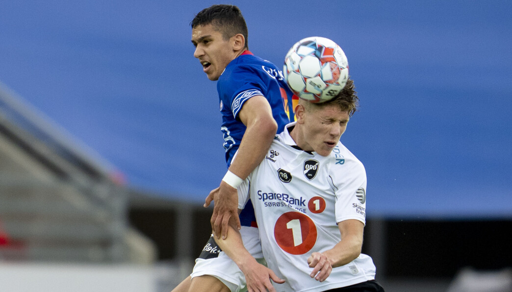 Vålerengas Osame Sahraou (t.v) i duell med Odds Markus André Kaasa under eliteseriekampen i fotball mellom Vålerenga og Odd på Intility Arena onsdag. Foto: Fredrik Hagen / NTB Vålerengas Osame Sahraou (t.v) i duell med Odds Markus André Kaasa under eliteseriekampen i fotball mellom Vålerenga og Odd på Intility Arena onsdag. Foto: Fredrik Hagen / NTB