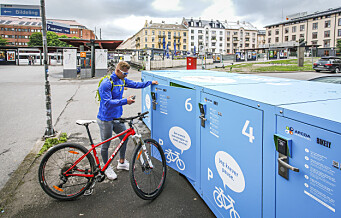 Sjekk denne nye sykkelparkeringen på Majorstuen. I en boks som opptar tre bilparkeringer, får ti sykler plass