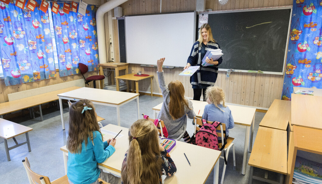 Utdanningsforbundet er skuffet over at ikke lærere og barnehageansatte prioriteres i vaksinekøen. Utdanningsforbundet er skuffet over at ikke lærere og barnehageansatte prioriteres i vaksinekøen.
