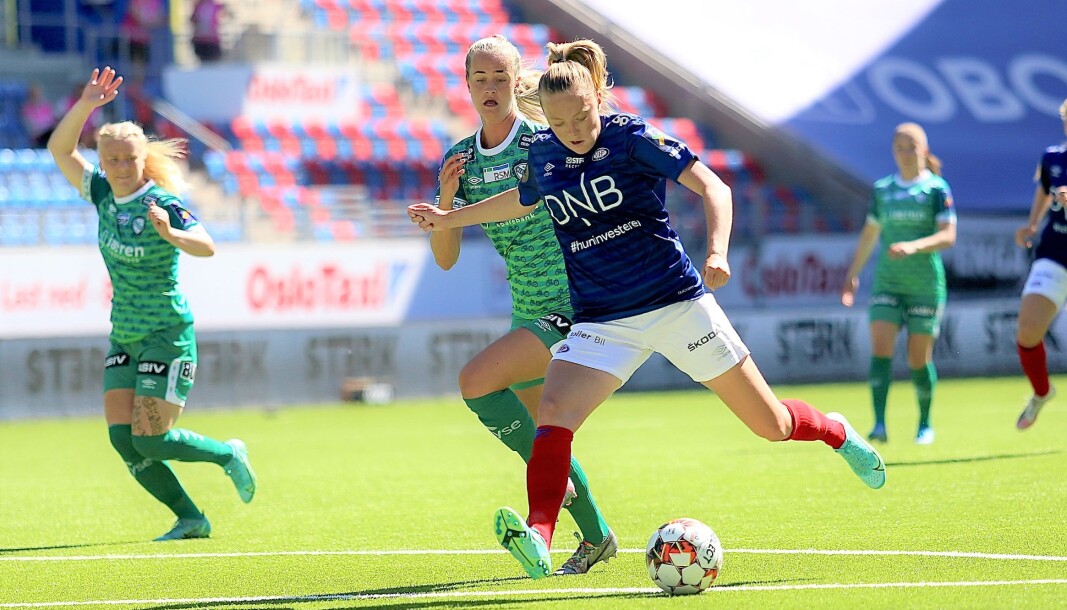 Firemålsscorer Synne Jensen og Vålerenga-damene lekte seg med gjestene fra Klepp hjeme på Intility arena i ettermiddag. Firemålsscorer Synne Jensen og Vålerenga-damene lekte seg med gjestene fra Klepp hjeme på Intility arena i ettermiddag.