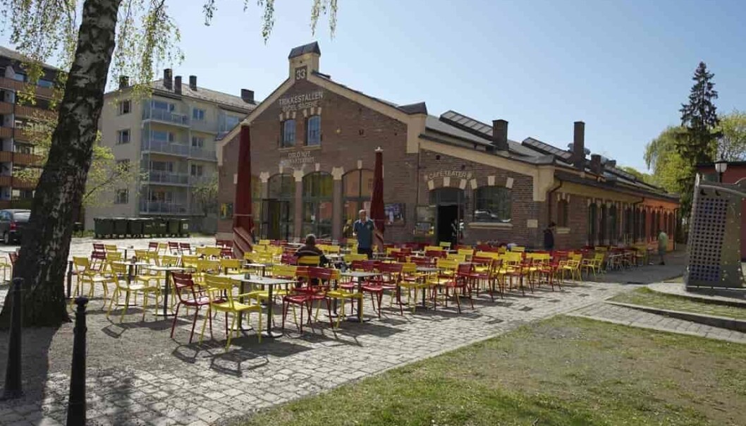 Trikkestallene på Sagene huser i dag et teater, med mange forestillinger for barn. Trikkestallene på Sagene huser i dag et teater, med mange forestillinger for barn.