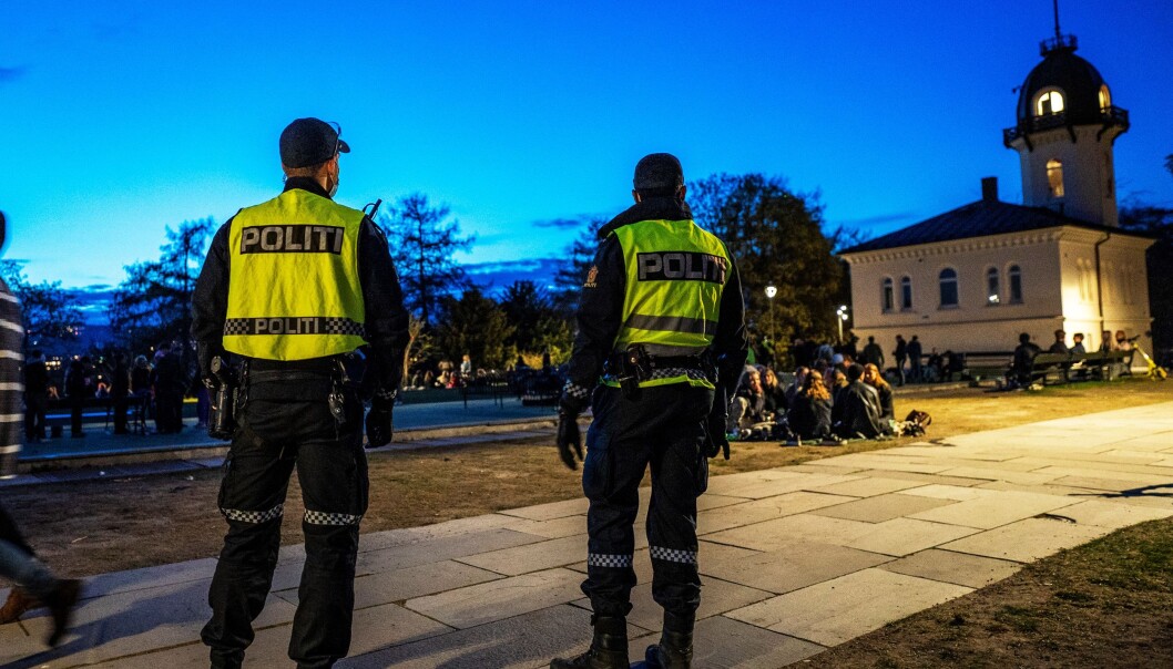 Festing med høy musikk i Oslos parker har vært en gjenganger for politiet i vår og i sommer. Her fra St. Hanshaugen i juni i år. Festing med høy musikk i Oslos parker har vært en gjenganger for politiet i vår og i sommer. Her fra St. Hanshaugen i juni i år.