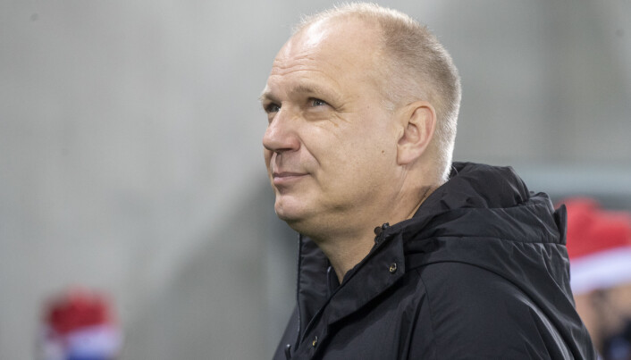 Dag-Eilev Fagermo og Vålerenga har fått på plass erstatteren til Sam Adekugbe. Dag-Eilev Fagermo og Vålerenga har fått på plass erstatteren til Sam Adekugbe.