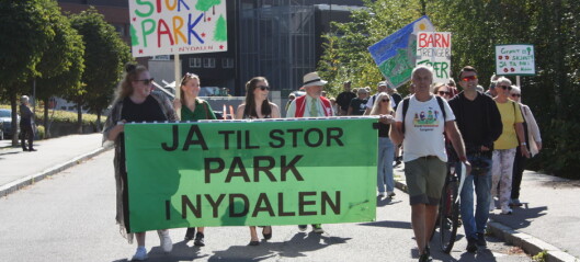 Marsjerte til folkemøte om park i Nydalen. - Skulle ikke vært nødvendig å samles til kamp her Marsjerte til folkemøte om park i Nydalen. - Skulle ikke vært nødvendig å samles til kamp her