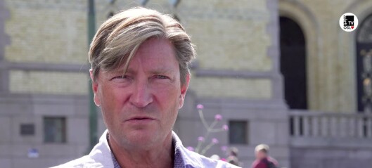 Christian Tybring Gjedde (Frp): – Sykkelveiene må bygges der folk ønsker dem lokalt, ikke der de skal synes mest mulig. Se videoen Christian Tybring Gjedde (Frp): – Sykkelveiene må bygges der folk ønsker dem lokalt, ikke der de skal synes mest mulig. Se videoen