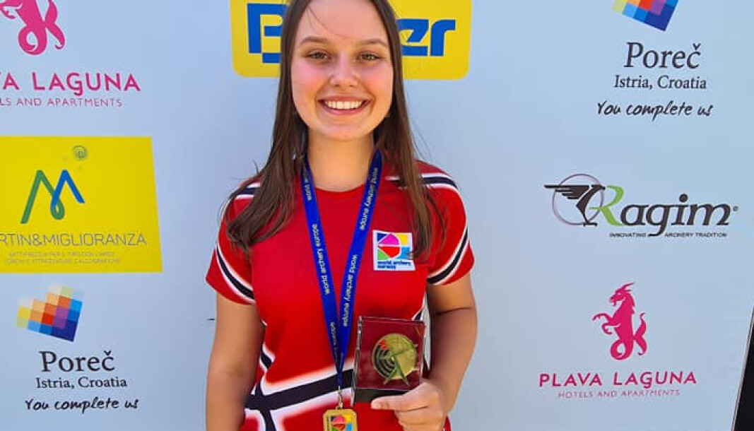 Ylva Hjelle er stolt over bronsen sin fra EM. Ylva Hjelle er stolt over bronsen sin fra EM.