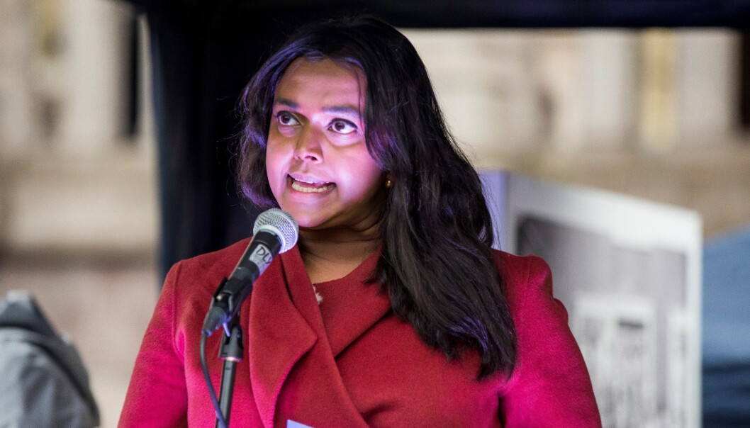 Kamzy Gunaratnam (Ap) går av som varaordfører i Oslo når hun tiltrer som stortingsrepresentant. Kamzy Gunaratnam (Ap) går av som varaordfører i Oslo når hun tiltrer som stortingsrepresentant.