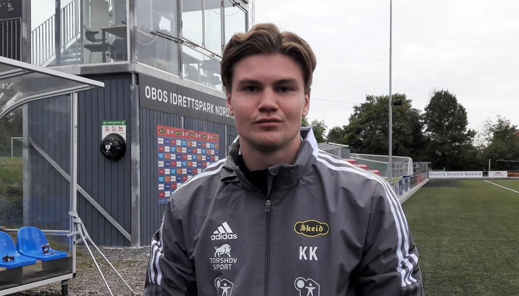 Kristian Kleppe styrer Skeid nyeste hjelpemiddel i kampen om opprykk, en drone Kristian Kleppe styrer Skeid nyeste hjelpemiddel i kampen om opprykk, en drone