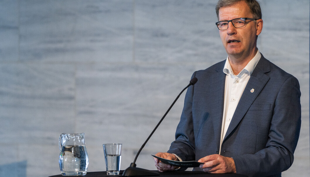 Byråd for helse, eldre og innbyggertjenester Robert Steen (Ap) sier det ikke er planer om at Oslo skal bli behandlet strengere enn resten av landet. Byråd for helse, eldre og innbyggertjenester Robert Steen (Ap) sier det ikke er planer om at Oslo skal bli behandlet strengere enn resten av landet.