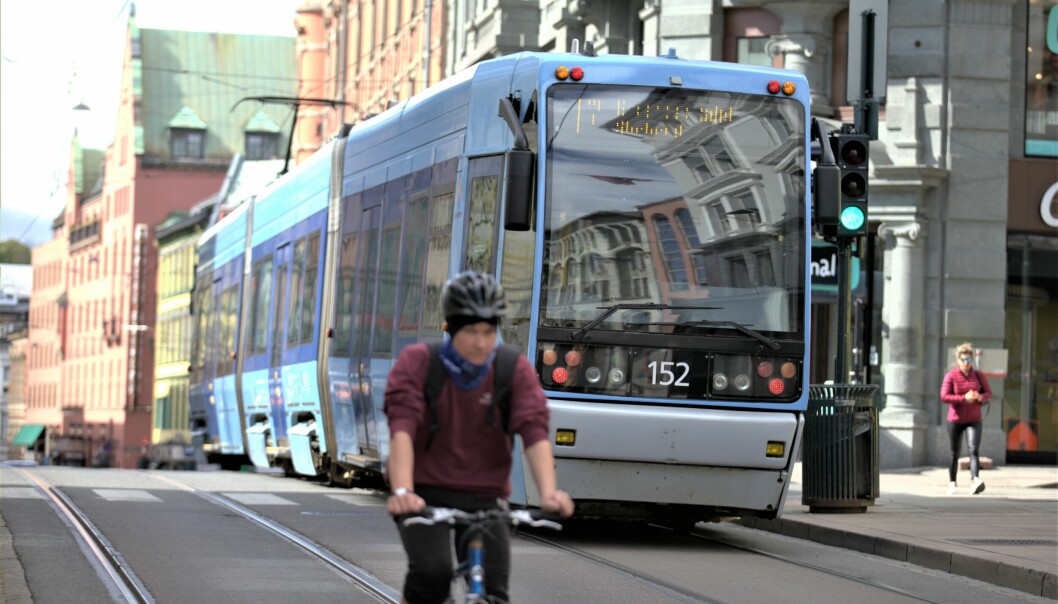 Hvis staten ikke kommer på banen og hjelper Oslo kommune, kan det bli rutekutt for trikk, buss og t-bane.