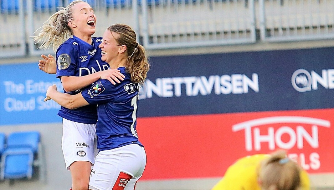 Agnete Nielsen jubler etter å ha blitt matchvinner med to minutter igjen å spille. Agnete Nielsen jubler etter å ha blitt matchvinner med to minutter igjen å spille.