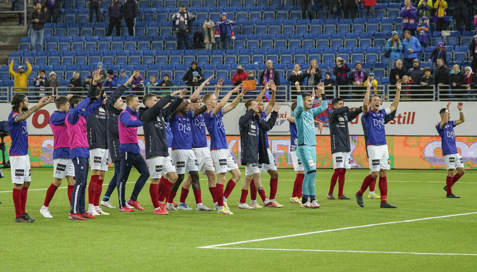 Etter fire kamper uten seier var det godt å takke lojale fans med å sende Strømsgodset til Drammen med tre baklengsmål.
