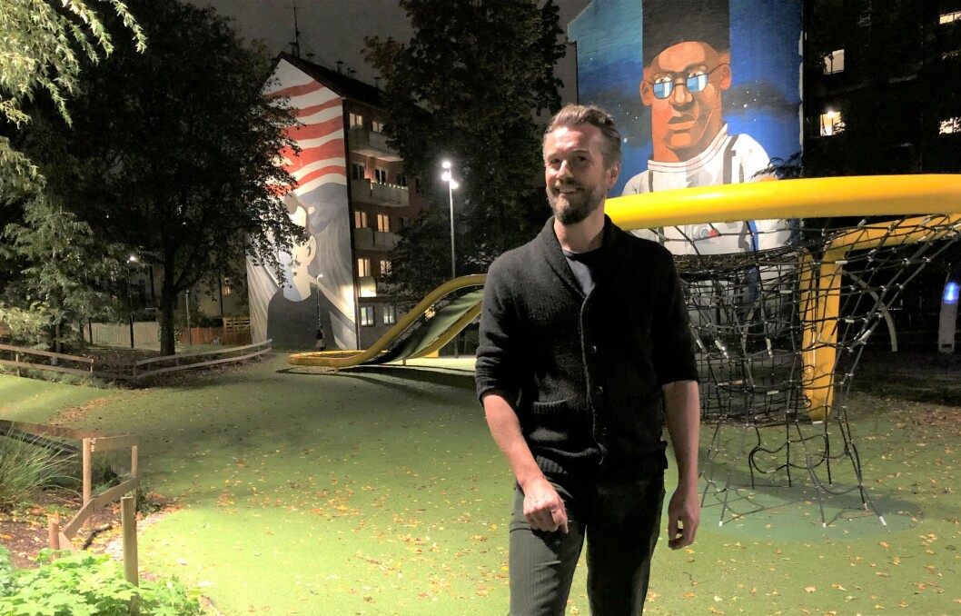 — Vi har ingen planer om å flytte herfra, selv om jeg av og til går tom for krefter, sier Bjarte Breiteig om Tøyen. — Vi har ingen planer om å flytte herfra, selv om jeg av og til går tom for krefter, sier Bjarte Breiteig om Tøyen.