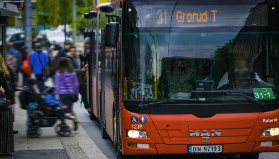 Marit Kristine Vea (V) tar til orde for Ruter kjører feil taktikk når de nå setter opp prisene for samtlige billettyper. Marit Kristine Vea (V) tar til orde for Ruter kjører feil taktikk når de nå setter opp prisene for samtlige billettyper.