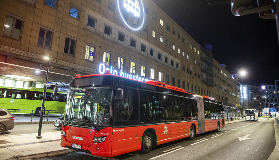 Ruter vurderer stans i kollektivtrafikken på søndager i områdene rundt Oslo. Det kan også bli stans i tilbudet etter klokken 20 de øvrige dagene.