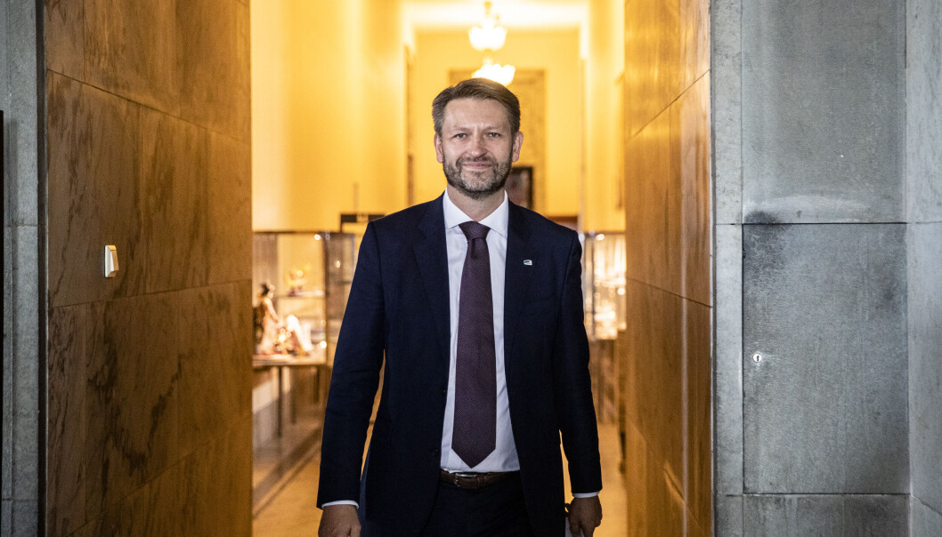 — Jeg er heller ikke er kandidat til ledervervet i Oslo Høyre, sier Eirik Lae Solberg. — Jeg er heller ikke er kandidat til ledervervet i Oslo Høyre, sier Eirik Lae Solberg.