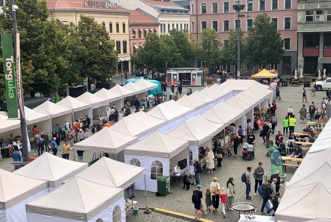 Torginitiativet foreslår å etablere en egen organisasjon for å kuratere og styre innholdet på Youngtorget. Slik så det ut på torget under Torgdagene. Torginitiativet foreslår å etablere en egen organisasjon for å kuratere og styre innholdet på Youngtorget. Slik så det ut på torget under Torgdagene.
