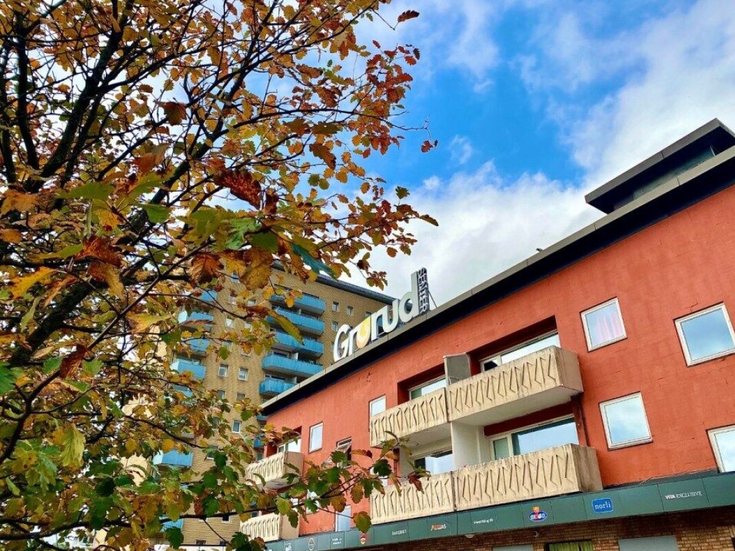 Grorudblokka og senteret i bakgrunnen. Grorudblokka og senteret i bakgrunnen.