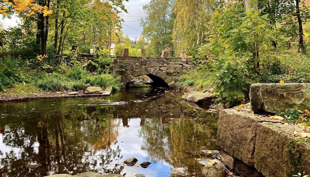 Kalbakken bro, Norges eldste steinhvelvsbro. Kalbakken bro, Norges eldste steinhvelvsbro.