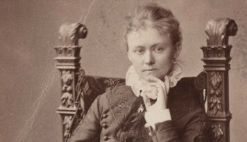 Harriet Backer får nå en plass på Ruseløkka oppnevnt etter seg. Harriet Backer får nå en plass på Ruseløkka oppnevnt etter seg.