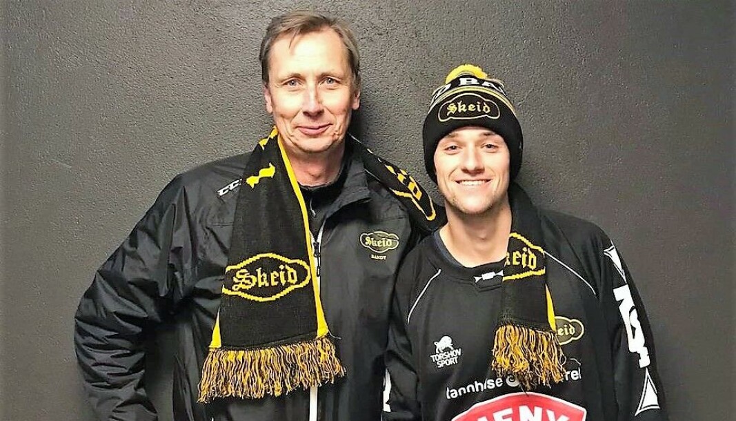Skeid bandy forsterker laget med Even Lübek. Her med trener Helge Klæstad (til venstre) Skeid bandy forsterker laget med Even Lübek. Her med trener Helge Klæstad (til venstre)