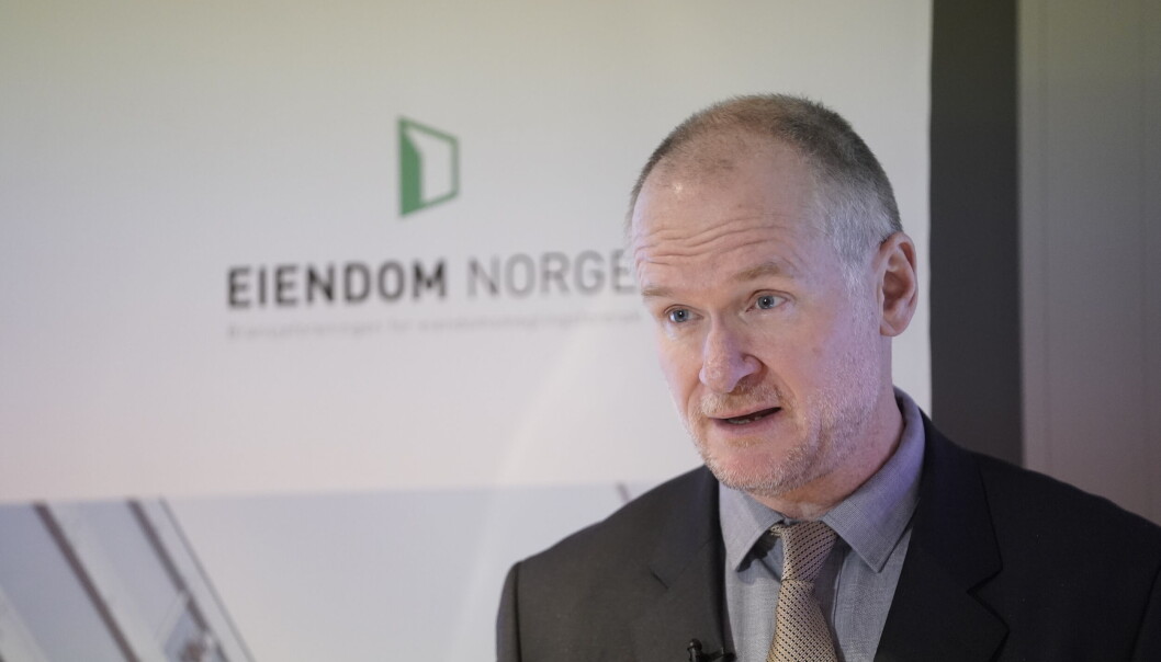 Administrerende direktør Henning Lauridsen i Eiendom Norge sier at boligprisveksten i 2021 ligger an til å bli noe lavere enn de hadde ventet. Administrerende direktør Henning Lauridsen i Eiendom Norge sier at boligprisveksten i 2021 ligger an til å bli noe lavere enn de hadde ventet.
