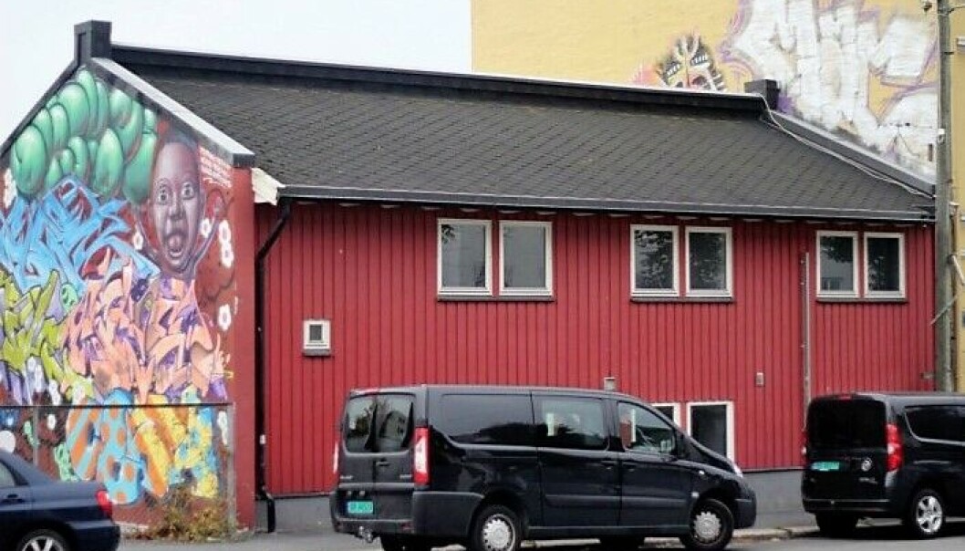 Erstattningsbarnehagen på Rosenhoff holder ikke mål, mener bekymrede foreldre fra Breigata barnehage på Grønland. Erstattningsbarnehagen på Rosenhoff holder ikke mål, mener bekymrede foreldre fra Breigata barnehage på Grønland.