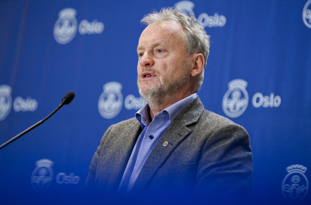 Byrådsleder Raymond Johansen (Ap): — Til dere som ikke har tatt vaksinen - det er frivillig å vaksinere seg eller ikke. Men jeg vil benytte denne anledningen til å be dere innstendig vurdere det en gang til! Byrådsleder Raymond Johansen (Ap): — Til dere som ikke har tatt vaksinen - det er frivillig å vaksinere seg eller ikke. Men jeg vil benytte denne anledningen til å be dere innstendig vurdere det en gang til!