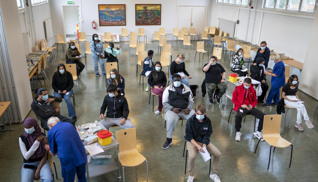 Høyre vil har tidligere juleferie for elever i Oslo for å begrense smitten i skolene. Her elever fra 2. klasse helsefag, ved Holtet videregående.