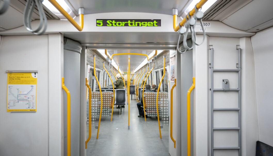 T-banen i Oslo sentrum stenger klokka 21 i sju uker i februar og mars. Årsaken er vedlikeholdsarbeid. T-banen i Oslo sentrum stenger klokka 21 i sju uker i februar og mars. Årsaken er vedlikeholdsarbeid.