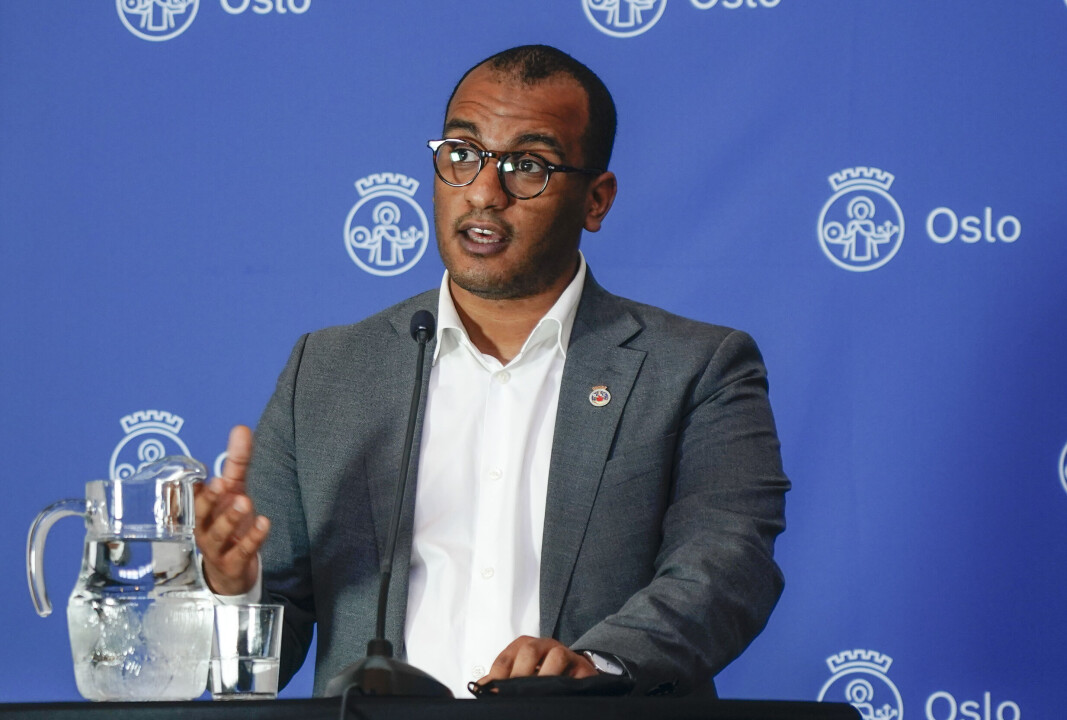 — Det som er viktig å skjønne nå er at det er forskjell på denne siste nedstengingen og de forrige nedstengingene, sier kulturbyråd Omar Samy Gamal (SV). — Det som er viktig å skjønne nå er at det er forskjell på denne siste nedstengingen og de forrige nedstengingene, sier kulturbyråd Omar Samy Gamal (SV).