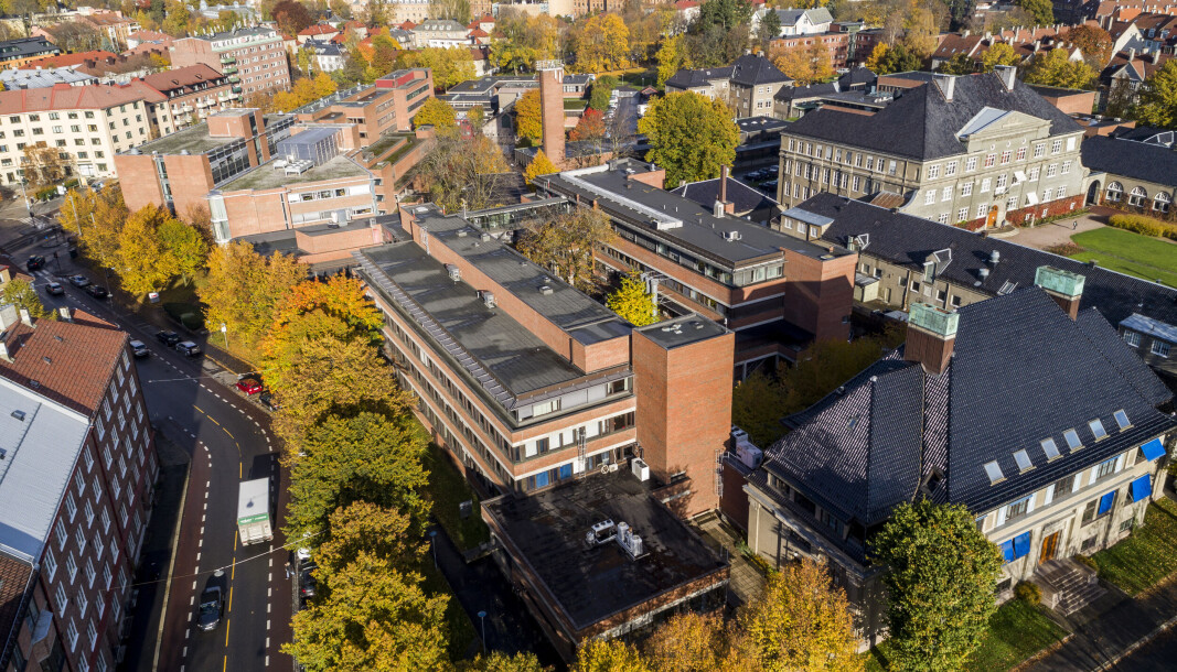 Veterinærhøgskolen og Veterinærinstituttet på Adamstuen i Oslo har flytta til Ås. Oslo kommune har kjøpt tomta og vurderer bygging av skole, flerbrukshall og bydelspark. Foto: Tore Meek / NTB Veterinærhøgskolen og Veterinærinstituttet på Adamstuen i Oslo har flytta til Ås. Oslo kommune har kjøpt tomta og vurderer bygging av skole, flerbrukshall og bydelspark. Foto: Tore Meek / NTB
