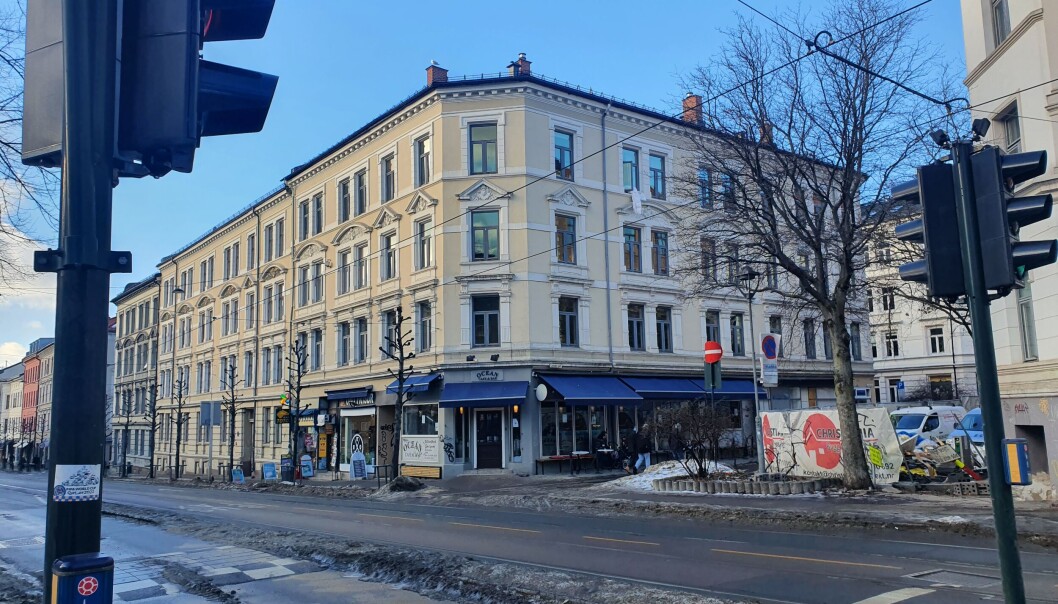 Ocean pub og cafe er puben som har alt: Servering fra klokka åtte på morgenen, tv-skjermer nok til alle, biljardbord og stamgjester.