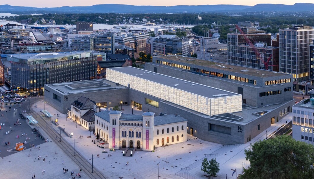 11. juni får publikum se hva som gjemmer seg bak de gule og grå fasadene på Vestbanetomta. 11. juni får publikum se hva som gjemmer seg bak de gule og grå fasadene på Vestbanetomta.