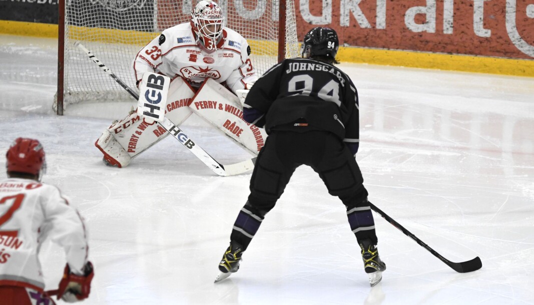 Tim Robin Johnsgård leverer passningen som ga Anton Blomberg hans mål i debutten for Grüner. Tim Robin Johnsgård leverer passningen som ga Anton Blomberg hans mål i debutten for Grüner.