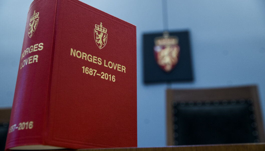 Retten mener det er straffeskjerpende å si Retten mener det er straffeskjerpende å si