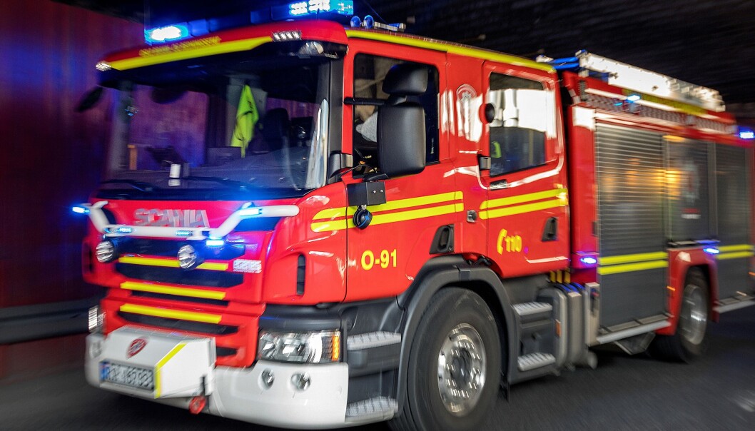 — Det er ikke fare for spredning til andre bygg, trolig er dette et forlatt bygg, opplyser politiet om brannen på Bjølsen mandag ettermiddag. — Det er ikke fare for spredning til andre bygg, trolig er dette et forlatt bygg, opplyser politiet om brannen på Bjølsen mandag ettermiddag.
