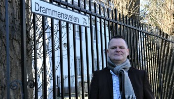 Bydelsutvalgsleder Jens J. Lie (H) kom opp med forslaget om at krysset utenfor Russlands ambassade kalles Ukrainas plass. Bydelsutvalgsleder Jens J. Lie (H) kom opp med forslaget om at krysset utenfor Russlands ambassade kalles Ukrainas plass.