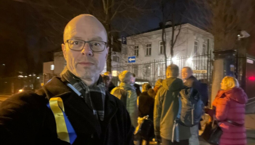 Venstre-politiker Tore Wilken Nitter Walaker og flere andre Frogner-politikere i krysset de nå døper Ukrianas plass. Venstre-politiker Tore Wilken Nitter Walaker og flere andre Frogner-politikere i krysset de nå døper Ukrianas plass.