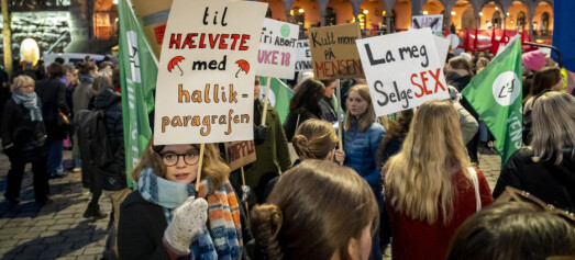 Strid i kvinnebevegelsen – to 8. mars-tog i Oslo
