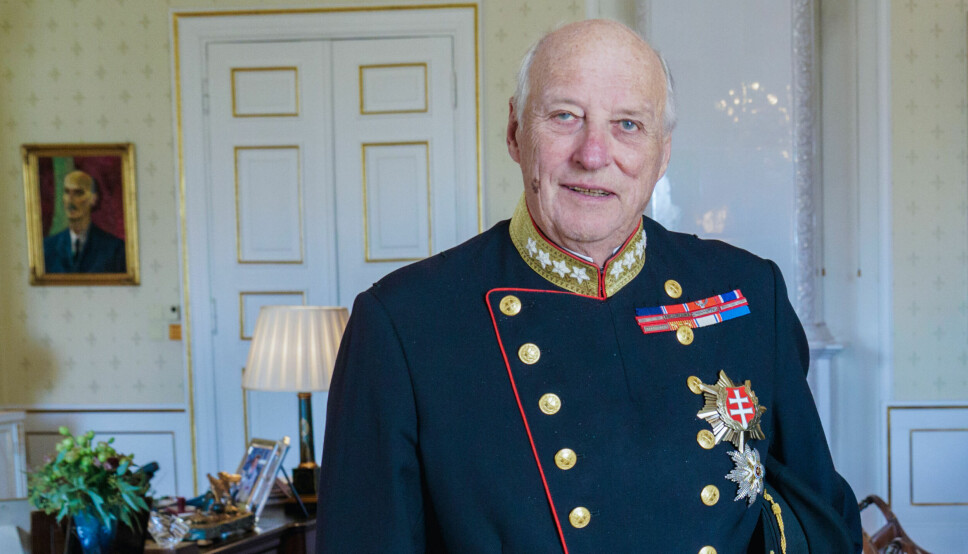 Kong Harald skal møte noen av de ukrainske flyktningene som er kommet til Oslo.